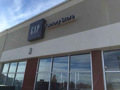 Clothing Store «Gap Outlet», reviews and photos, 537 Lincoln St #5, Worcester, MA 01605, USA