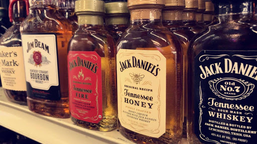 Liquor Store «Athens Hwy Package Store», reviews and photos, 898 W Ridge Rd, Gainesville, GA 30501, USA