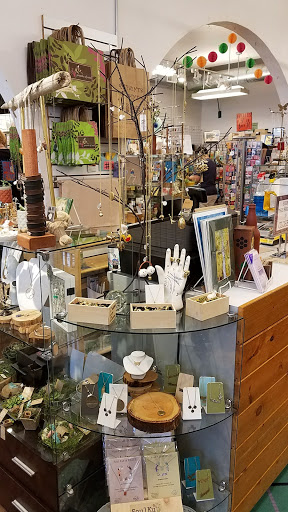 Gift Shop «Presents of Mind», reviews and photos, 3633 SE Hawthorne Blvd, Portland, OR 97214, USA