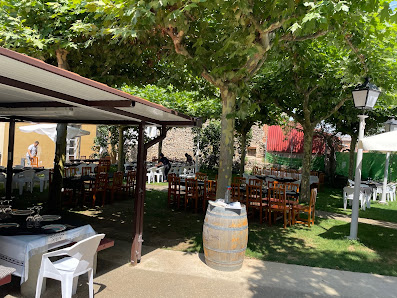 Bar-restaurante & eventos San Jorge C. Real del Nte., 77, 26261 Santurdejo, La Rioja, España