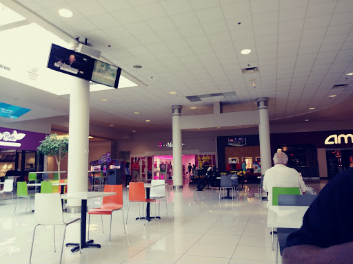 Shopping Mall «VIA|Port Florida Mall», reviews and photos, 10401 US-441, Leesburg, FL 34788, USA