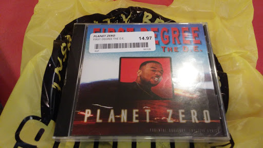 Record Store «Dimple Records-Broadway», reviews and photos, 2500 16th St, Sacramento, CA 95818, USA