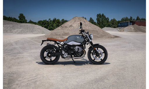 BMW Motorcycle Dealer «BMW Motorcycles of Ventura County», reviews and photos, 830 Tourmaline Dr, Newbury Park, CA 91320, USA