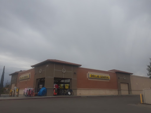 Discount Store «Dollar General», reviews and photos, 301 W Naranjo Blvd, Woodlake, CA 93286, USA