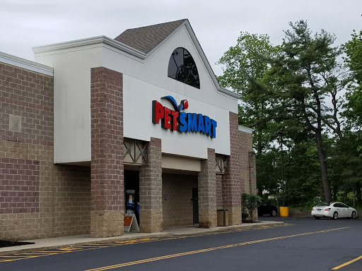 Pet Supply Store «PetSmart», reviews and photos, 290 S Broadway, Salem, NH 03079, USA