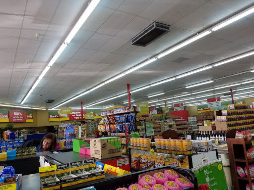 Grocery Store «Grocery Outlet Bargain Market», reviews and photos, 4157 NW U.S. 101 #101, Lincoln City, OR 97367, USA