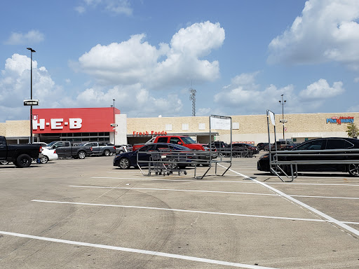 Grocery Store «H-E-B Grocery», reviews and photos, 3590 College St, Beaumont, TX 77701, USA