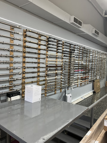 Inox Design Κουρτινόξυλα - Πόμολα - Αθήνα