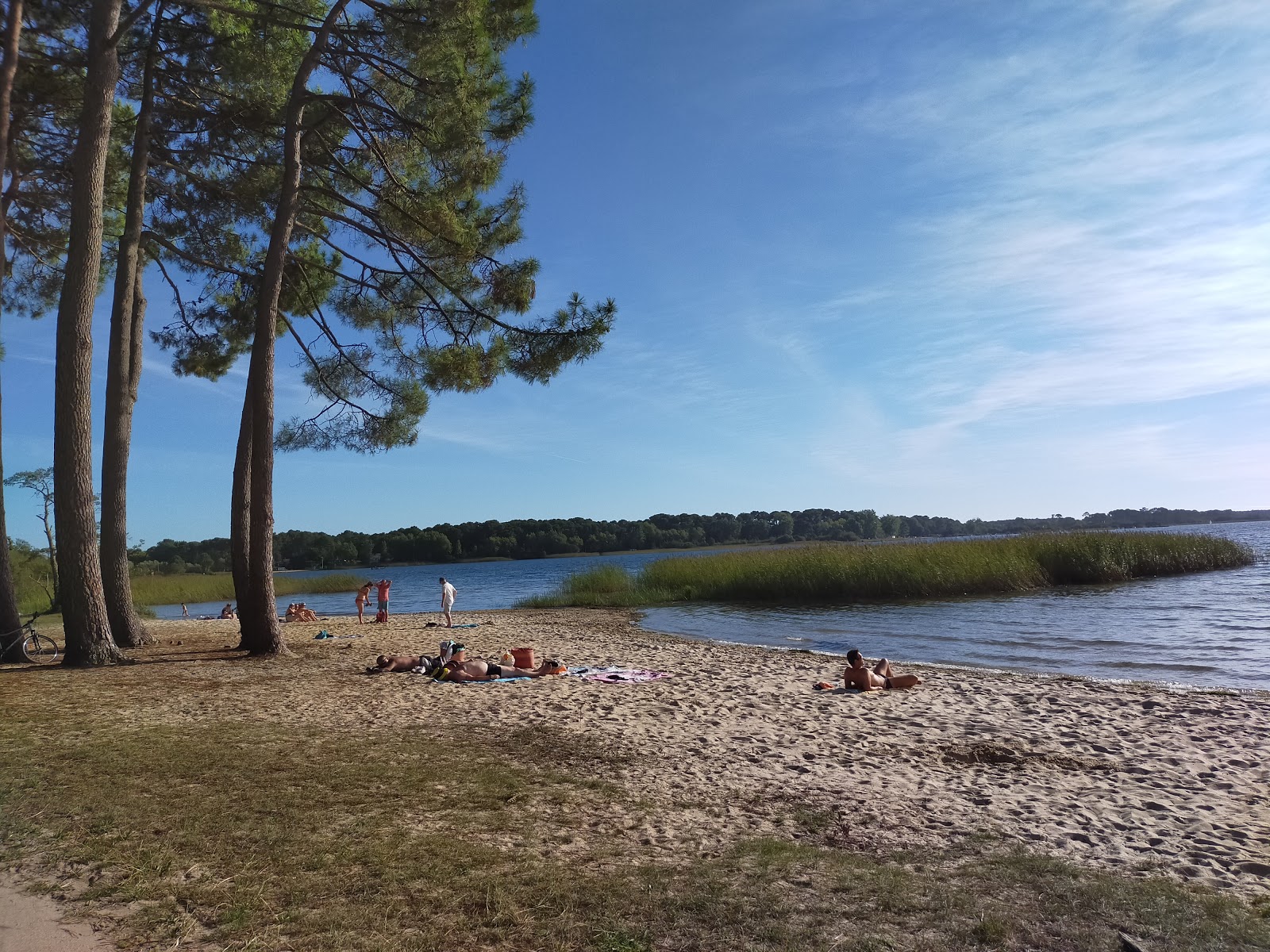 Plage de Caton'in fotoğrafı - rahatlamayı sevenler arasında popüler bir yer