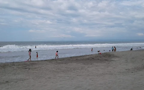 Tondaligan Blue Beach image