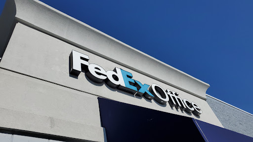 Shipping and Mailing Service «FedEx Ship Center», reviews and photos, 3801 S Cowan Rd, Muncie, IN 47302, USA