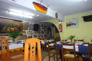 Restaurante El Submarino de Marín image