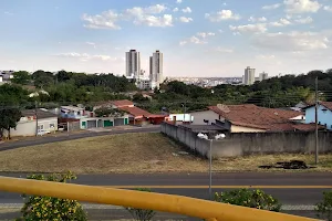 Praça Poli Esportiva Do Bairro Antônio Fernandes image