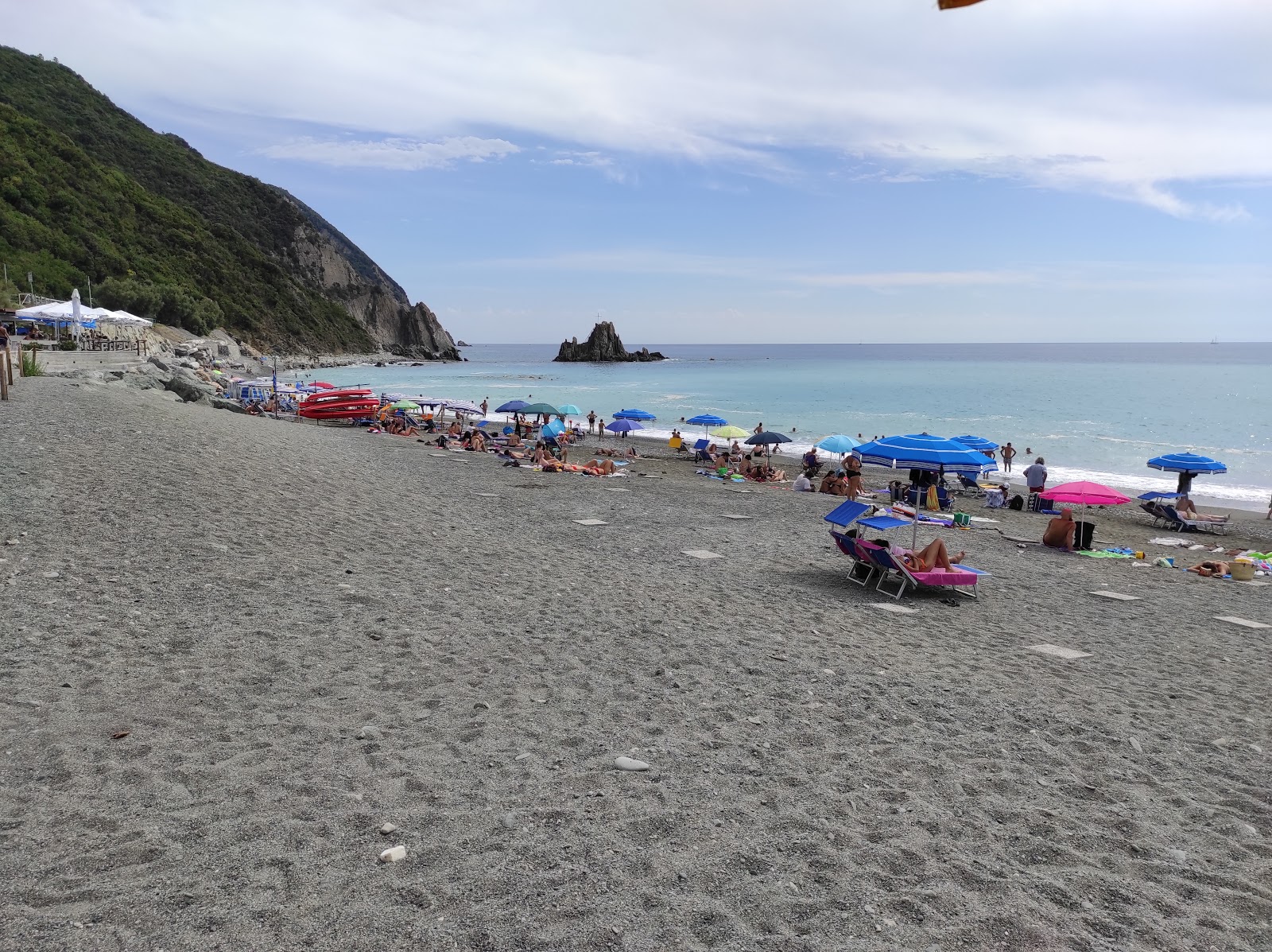 Foto av Spiaggia Riva Trigoso med rak strand