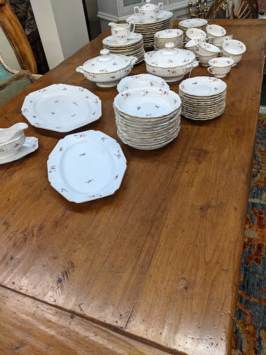 Furniture Store «Nest Furnishings», reviews and photos, 222 Chapel Pl, Avon, CO 81620, USA