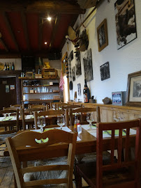 Atmosphère du Restaurant familial L'Auberge de la Sure à La Sure en Chartreuse - n°11