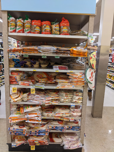 Supermarket «Walmart Neighborhood Market», reviews and photos, 501 Sereno Dr, Vallejo, CA 94589, USA