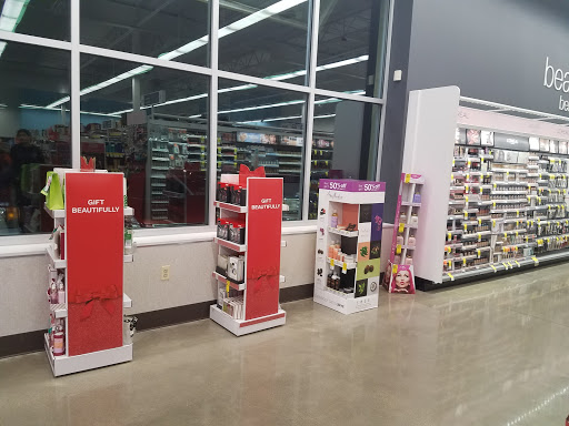 Drug Store «Walgreens», reviews and photos, 589 N McLean Blvd, Elgin, IL 60123, USA