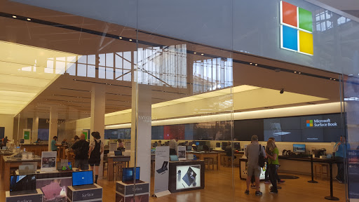 Computer Store «Microsoft Store - Park Meadows Mall», reviews and photos, 8505 Park Meadows Center Dr #2095, Lone Tree, CO 80124, USA