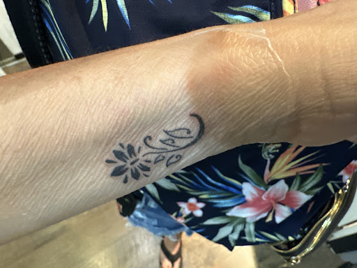 Explore mother and daughter matching tattoos ideas, creative tattoo ideas in Honolulu, available at Aloha Tattoo Waikiki Hilton Hawaiian Village Rainbow Bazaar