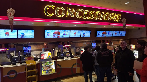 Movie Theater «Regal Cinemas Independence Mall 14 & RPX», reviews and photos, 101 Kingston Collection Way, Kingston, MA 02364, USA