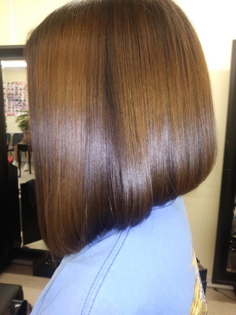 Erika's New Style Salon De Belleza Unisex 28334