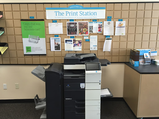 Shipping and Mailing Service «The UPS Store», reviews and photos, 209 Glen Cove Rd, Carle Place, NY 11514, USA