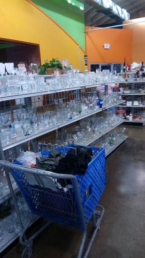 Thrift Store «Goodwill Store and Donation Center», reviews and photos, 3401 Fredericksburg Rd, San Antonio, TX 78201, USA