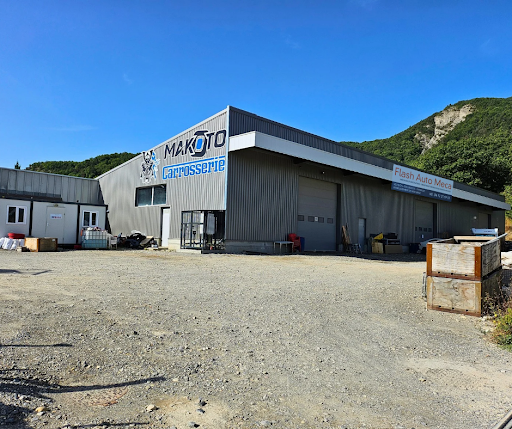 Photo 5 - La Roche Auto