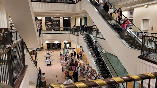 Book Store «Barnes & Noble», reviews and photos, 210 Americana Way, Glendale, CA 91210, USA