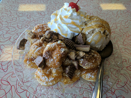 Ice Cream Shop «Holly Hop Ice Cream Shoppe», reviews and photos, 3404 34th St, Lubbock, TX 79410, USA
