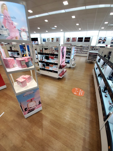 Beauty Salon «Ulta Beauty», reviews and photos, 4140 S Pulaski Rd, Chicago, IL 60632, USA