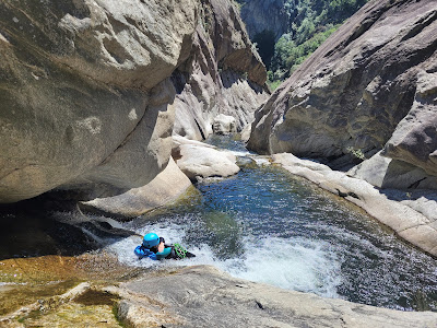 La Maison de l'Aventure | Canyoning Spéléo Escalade et Grimpe d'Arbre en Lozère, Ardèche & Cévennes à Prévenchères