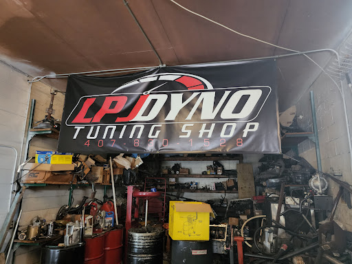 Tire Shop «Phillips Tire & Auto Service», reviews and photos, 8495 S US Hwy 17-92, Fern Park, FL 32730, USA