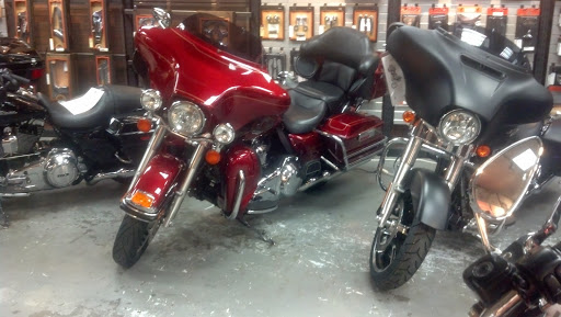 Motorcycle Dealer «American Harley Davidson», reviews and photos, 1437 Central St, Leominster, MA 01453, USA
