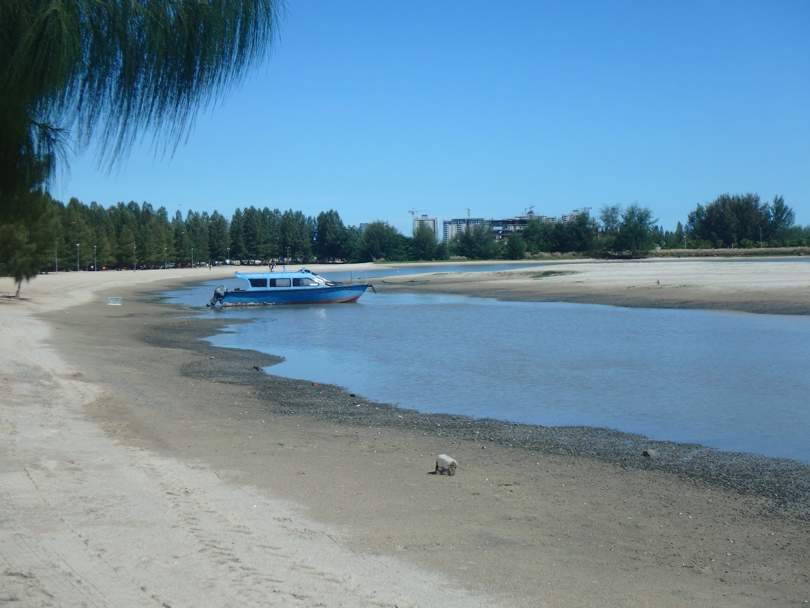 Φωτογραφία του Klebang Beach παροχές περιοχής