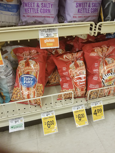 Grocery Store «Safeway», reviews and photos, 4990 River Rd N, Keizer, OR 97303, USA