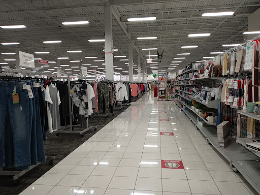 Clothing Store «Burlington Coat Factory», reviews and photos, 1300 N Larkin Ave, Joliet, IL 60435, USA
