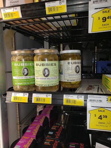 Natural Foods Store «Sawall Health Foods», reviews and photos, 2965 Oakland Dr, Kalamazoo, MI 49008, USA