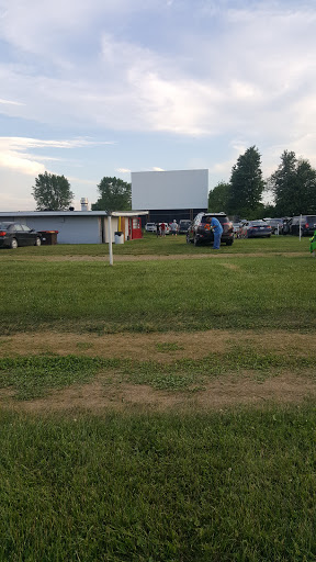 Drive-in Movie Theater «Cinema 67 Drive-in», reviews and photos, 2037 IN-67, Spencer, IN 47460, USA