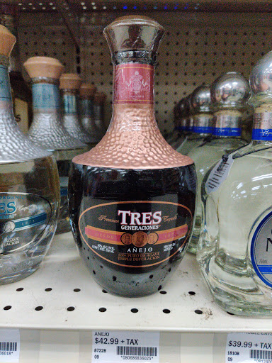 Liquor Store «Golden Gate Beverage & Liquor», reviews and photos, 6105 Mayfield Rd, Cleveland, OH 44124, USA