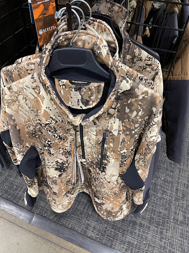 Fishing Store «Green Top Sporting Goods, Corporation.», reviews and photos, 10150 Lakeridge Pkwy, Ashland, VA 23005, USA