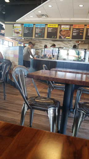 Mexican Restaurant «QDOBA Mexican Eats», reviews and photos, 905 Arnold Commons Dr, Arnold, MO 63010, USA