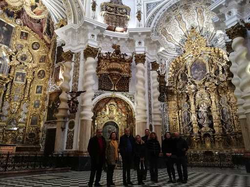 Sevilla Mágica y Eterna® (Experiencias Culturales en Sevilla)