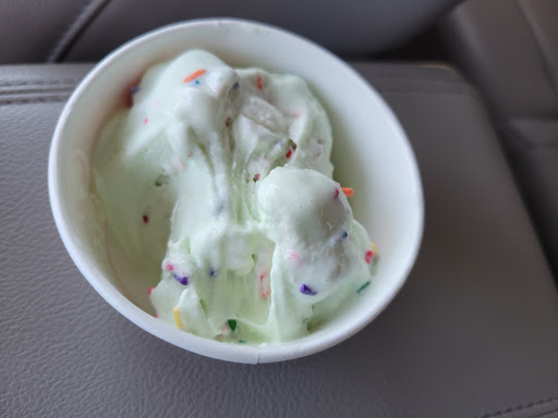 Ice Cream Shop «Cold Stone Creamery», reviews and photos, 3026 Walton Blvd, Rochester Hills, MI 48309, USA