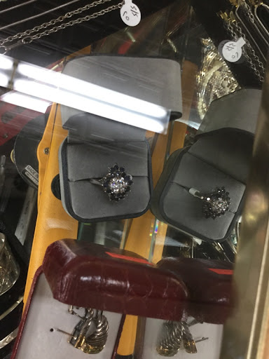 Pawn Shop «J & J Pawn Shop», reviews and photos, 57 Broad St, New Britain, CT 06053, USA