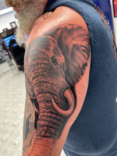 Find family of 6 tattoo ideas for your next unique tattoo in Orland at K1LL3R ARTW0RK