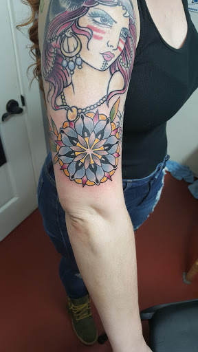 Tattoo Shop «Bright Ideas Tattooing», reviews and photos, 2403 E Main St, Murfreesboro, TN 37127, USA