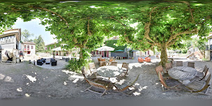 Photo n°40 de Logis Hotel L'Edgar Hôtel, Pasta & Pizza à Port-Lesney ()