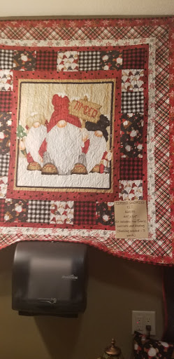 Quilt Shop «The Little Red Hen», reviews and photos, 612 Hope Ave, Muscatine, IA 52761, USA